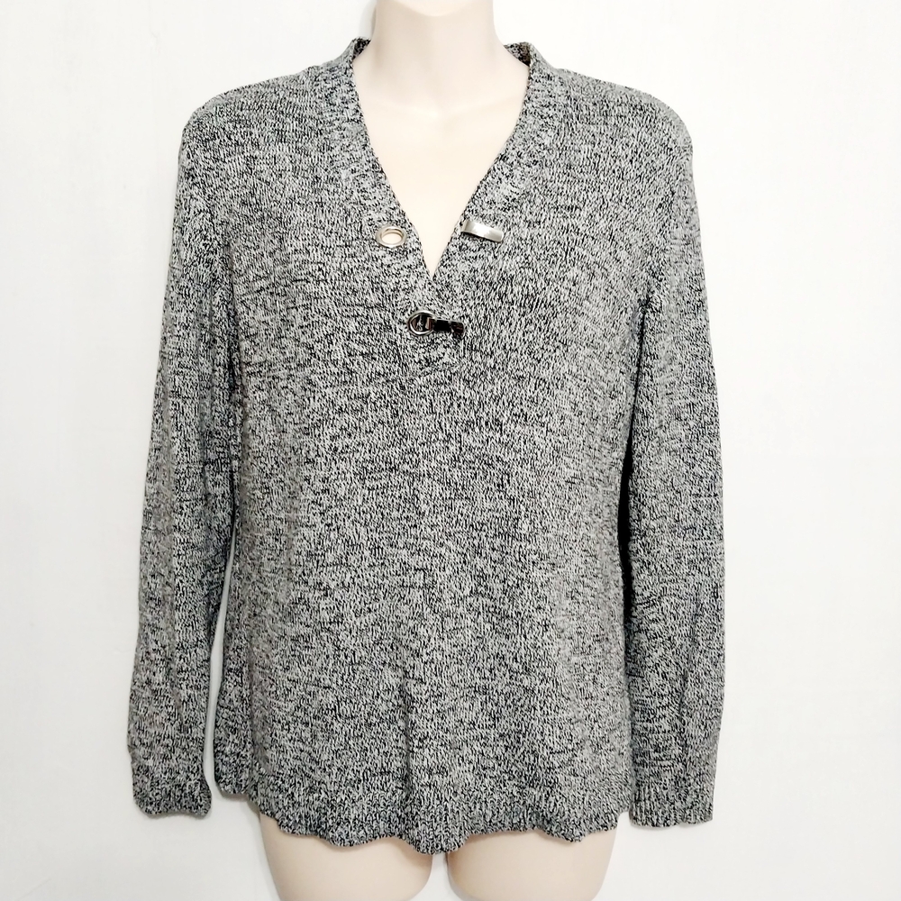 🔵BOGO FREE🔵 Madison Grey Sweater Sz S